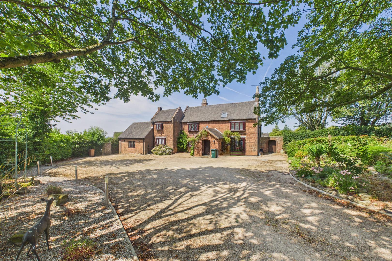 Greysich Lane, Bretby, Burton On Trent